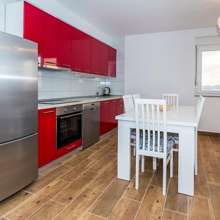 Butique Maris Apartment Komarna Luaran gambar
